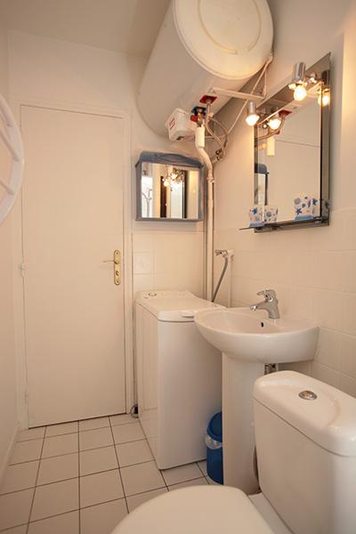 Ah Paris vacation apartment 133 - sdb3