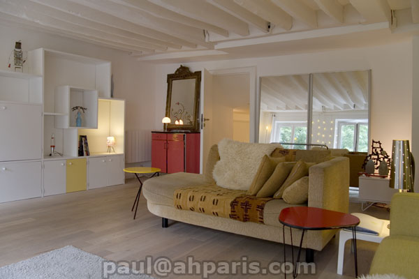 Ah Paris vacation apartment 357 - salon5